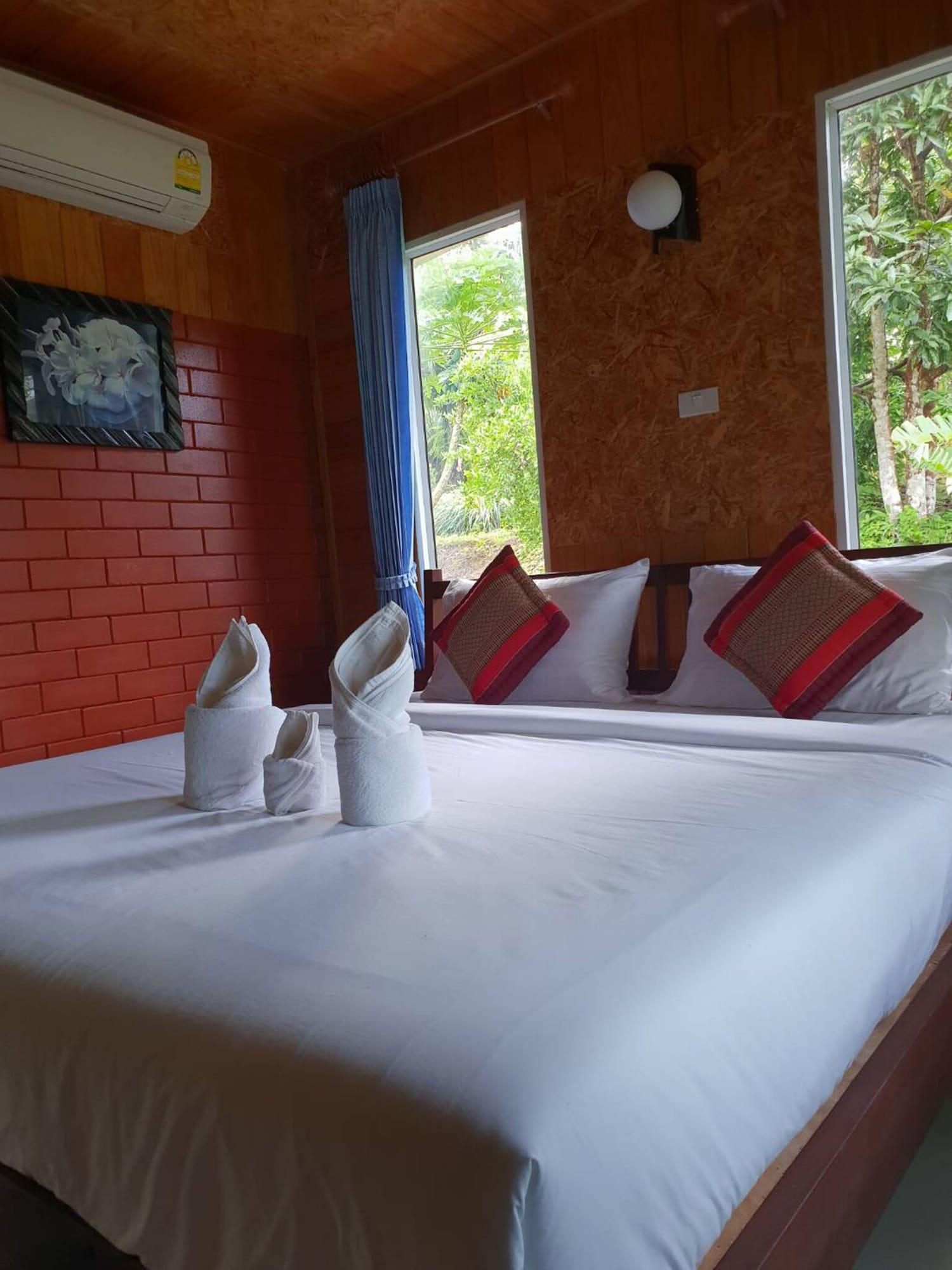 Baan Suan Hill Resort Ban Tha Khun Exteriér fotografie